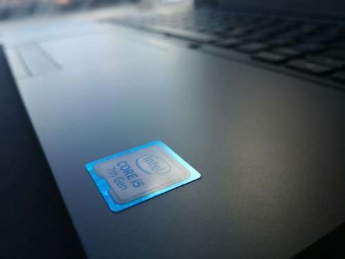 ***BRAND NEW***7TH GEN DELL LATITUDE 5480*i5-7300U*4GB DDR4*WARRANTY2020*256gb SSD*FULL HD*4G*